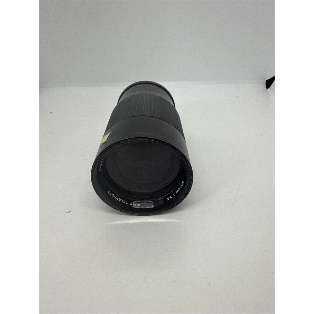 Vivitar Telephoto 200mm 1:3.5 Auto Telephoto Lens